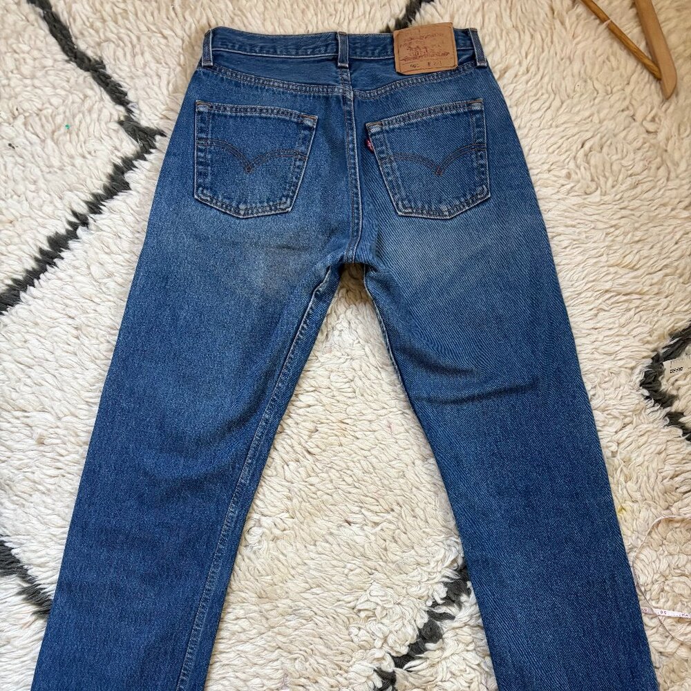 Vintage Levi's 501 - Picture 9 of 16